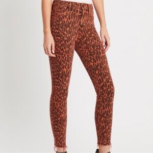 MOTHER High Waisted Looker Fray Ankle Jeans Size 26